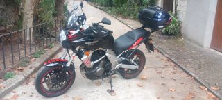 Kawasaki Versys 650 Negra y Roja
