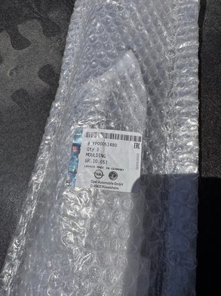 Moldura Parabrisas Opel Grandland X