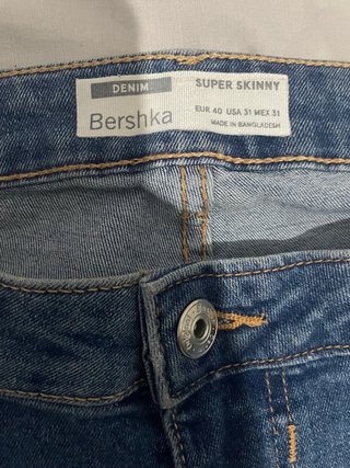 Pantalones vaqueros Bershka Super Skinny Talla 40