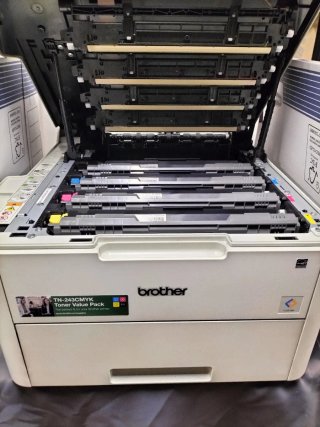 Impresora Láser Color Brother HL-L3270CDW Wifi