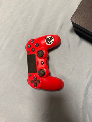 PS4 Slim (PlayStation 4) con 2 mandos y 3 juegos