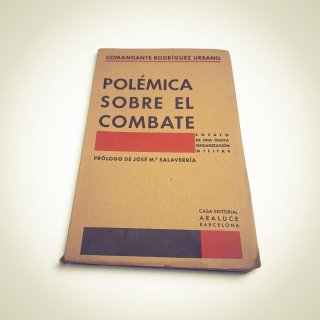 Libro Militar Polémica sobre el Combate (1933)