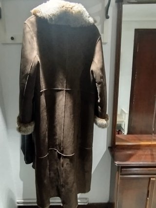 Abrigo largo de imitación ante y piel