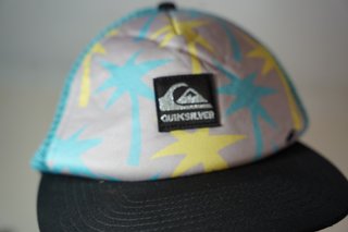 Gorra Trucker Quiksilver Estampado Palmeras