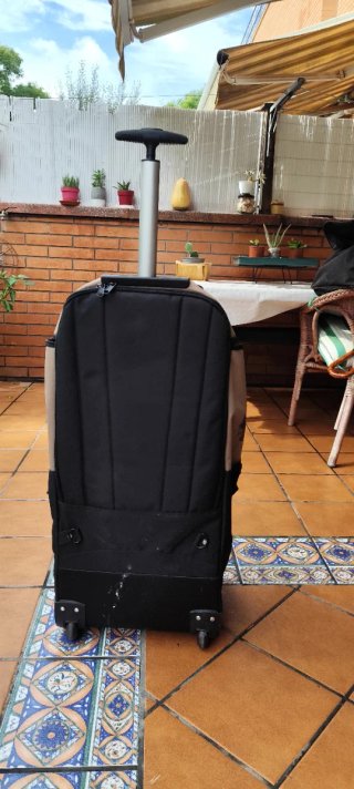 Maleta militar con ruedas