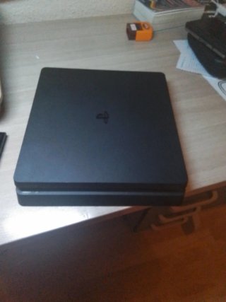 PS4 (PlayStation 4) Negra