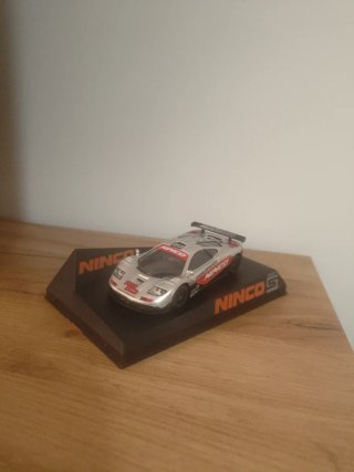 Coche Scalextric Ninco McLaren GTR