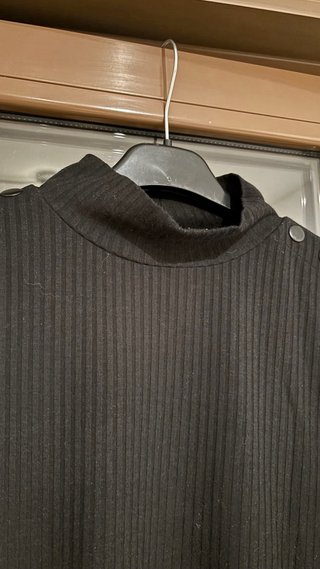 Jersey Negro de Cuello Alto Pimkie