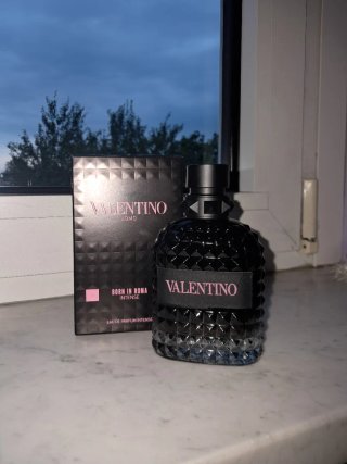 Profumo Valentino Born In Roma Intense