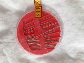 Kit de Costura con Hilos y Accesorios
