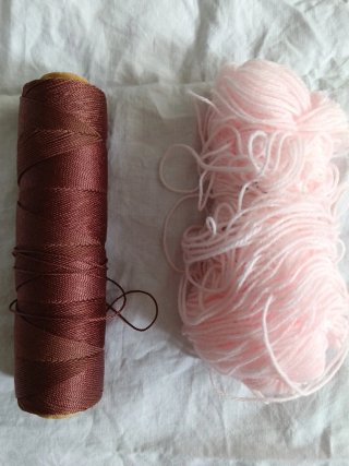 Kit de Costura con Hilos y Accesorios