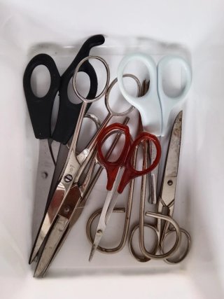 Kit de Costura con Hilos y Accesorios