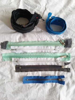 Kit de Costura con Hilos y Accesorios