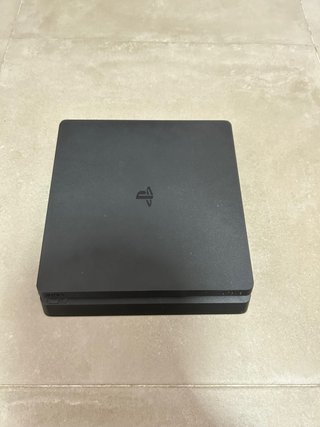 PS4 Slim (PlayStation 4) + 3 Juegos + Mando