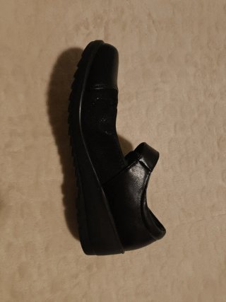 Merceditas piel sintética tacón negro 5cm