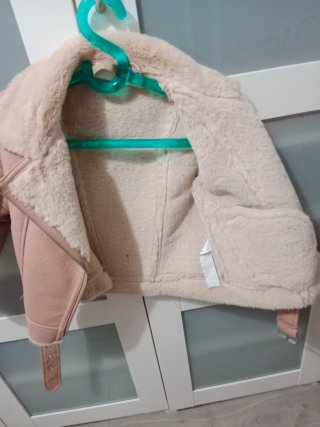 Chaqueta Zara Kids rosa pelo invierno talla 7 años