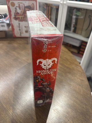 Monolith Arena Juego de Mesa precintado