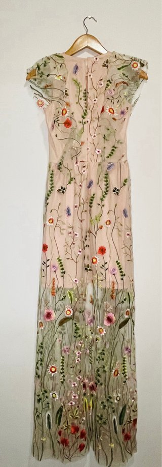 Vestido Largo Tul Bordado Floral Mariposa