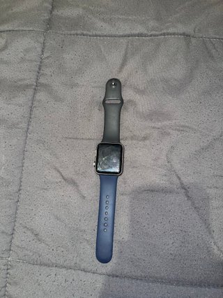 Apple Watch Series 3 con correas