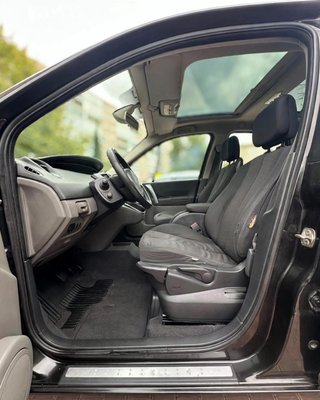 RENAULT GRAND SCENIC 2.0 DCi 150cv  "7 PLAZAS"