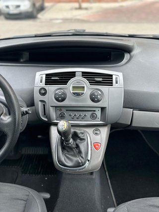 RENAULT GRAND SCENIC 2.0 DCi 150cv  "7 PLAZAS"