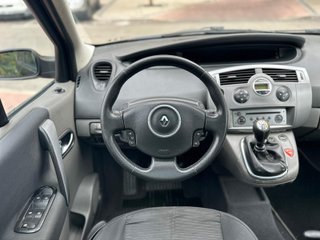 RENAULT GRAND SCENIC 2.0 DCi 150cv  "7 PLAZAS"