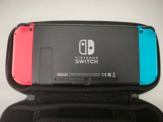 Nintendo Switch con Funda y Dock extra