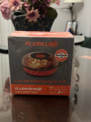 Baliza V16 FlashLED SOS Conectada