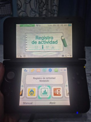 Nintendo 3DS XL Azul + Cargador