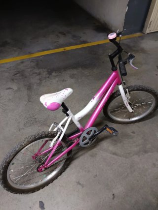 Bicicleta de Niña Rosa de Aluminio