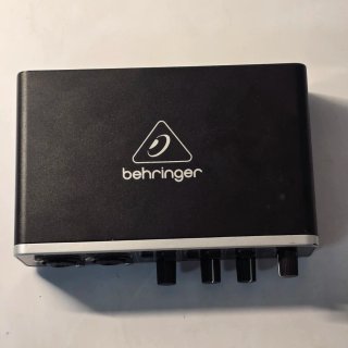 Behringer U-Phoria UMC202HD Interfaz Audio