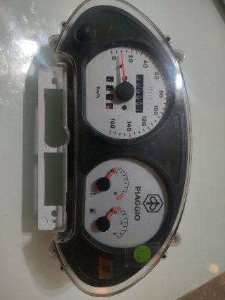 Cuadro de instrumentos Piaggio Hexagon
