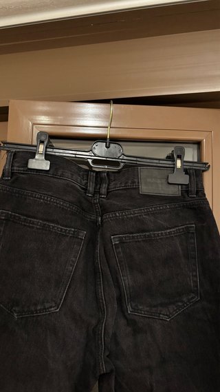 Pantalón Vaquero Mom Negro Pull&Bear