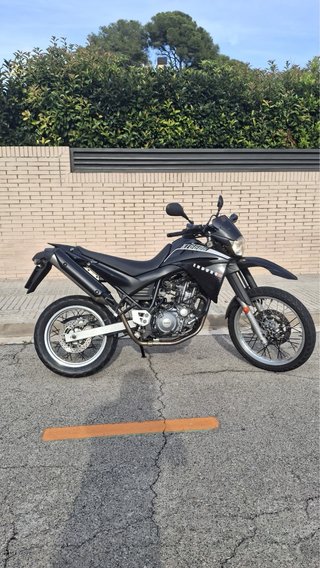 Yamaha XT660R 2005 Negra