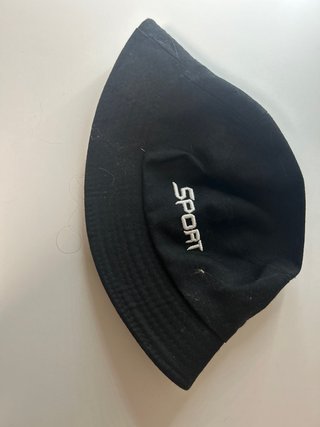 Gorra negra SPORT
