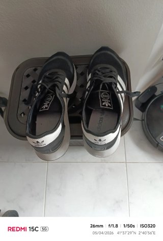 Bambas Adidas Negras y Blancas