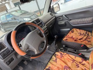 Suzuki Jimny 2000