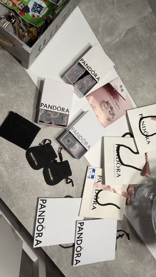 Bolsas y Cajas Pandora