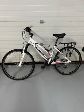 Bicicleta da passeggio BH da donna
