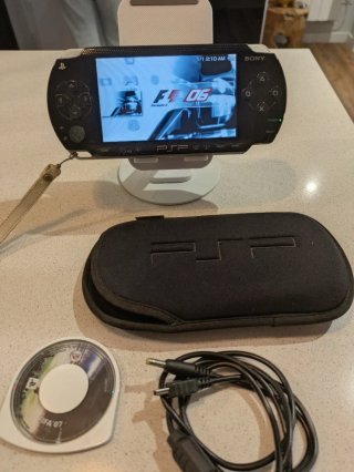 Consola Sony PSP Negra + Accesorios