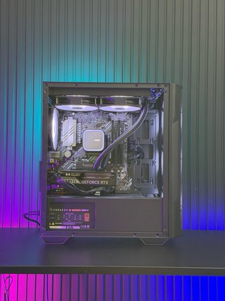 PC Gaming RTX 5060 + 7 5800X + 32GB GARANTIA 1 AÑO