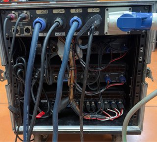Line Array Space AR-208 + ARS218 + LABGRUPPEN