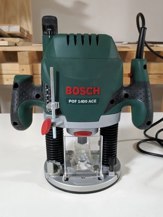 Fresadora Bosch POF 1400 ACE 1400W. Casi nueva.