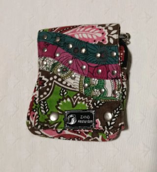 Falda y monedero estampado floral
