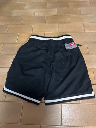 Pantalón corto Nike negro