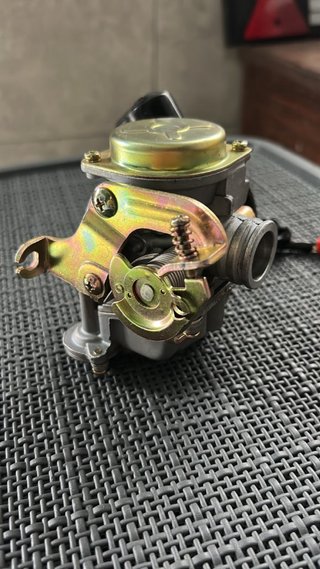 Carburador Zip 4T sin estrenar