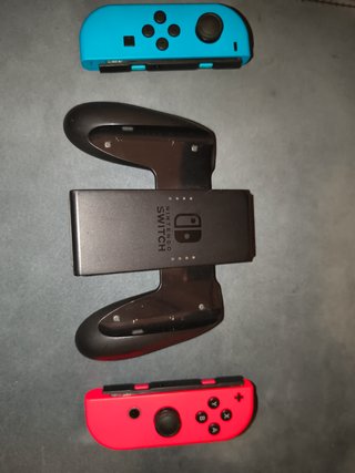 Nintendo Switch Sports + 3 Giochi + Controller + C