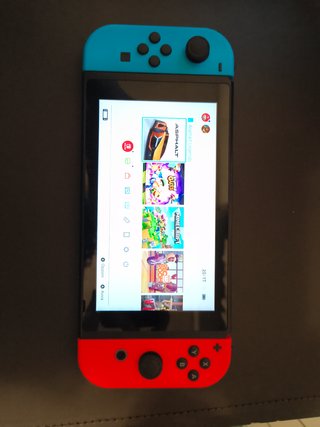 Nintendo Switch Sports + 3 Giochi + Controller + C