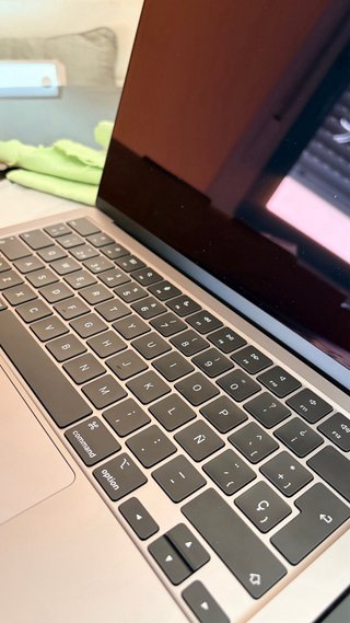 MacBook Air M3 24GB RAM 512GB SSD Plata