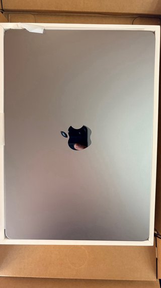 MacBook Air M3 24GB RAM 512GB SSD Plata